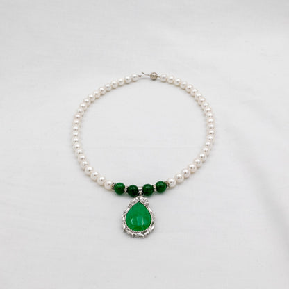 Jade kaulakoru. lähikuva